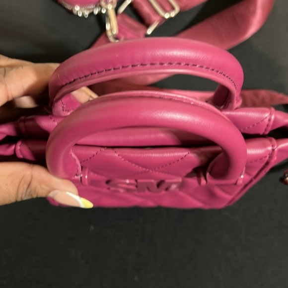 Must Have Raspberry Steve Madden Bag - Picture 3 of 4